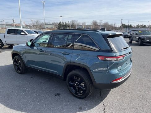 New 2026 Jeep Grand Cherokee Limited w/ Limited Altitude Package image 7