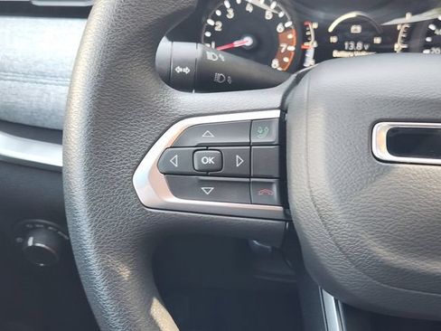 Used 2025 Jeep Compass Sport w/ Mopar Graphics Package AWD/4WD image 28