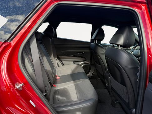 Certified 2025 Hyundai Tucson N Line image 18