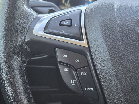 Used 2018 Ford Edge SEL w/ Equipment Group 201A image 27