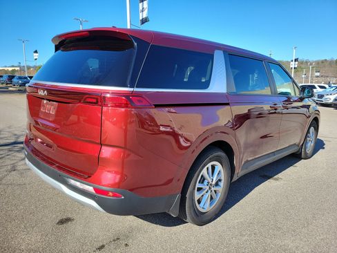 Used 2023 Kia Carnival LX image 27