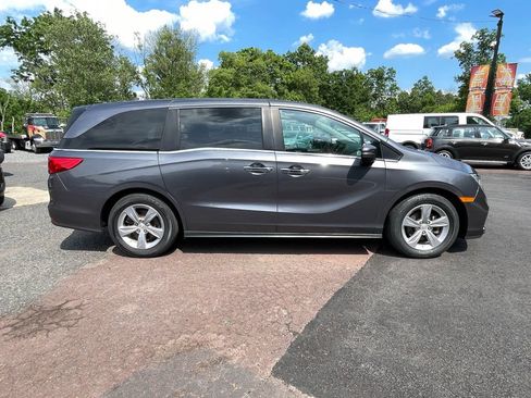 Used 2018 Honda Odyssey EX image 7