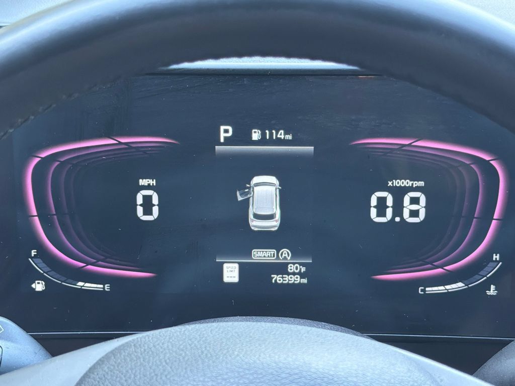 Used 2025 Kia Sportage EX FWD image 26
