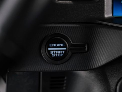 Used 2024 Ford Bronco Badlands image 25