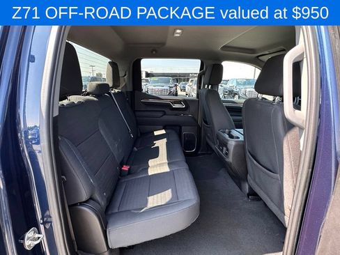 Used 2022 Chevrolet Silverado 1500 RST w/ Z71 Off-Road Package AWD/4WD image 16