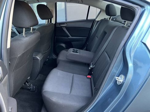 Used 2010 MAZDA MAZDA3 i Touring FWD image 11