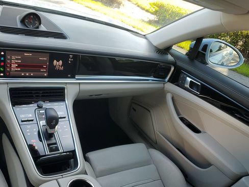 Used 2023 Porsche Panamera Platinum Edition RWD image 20