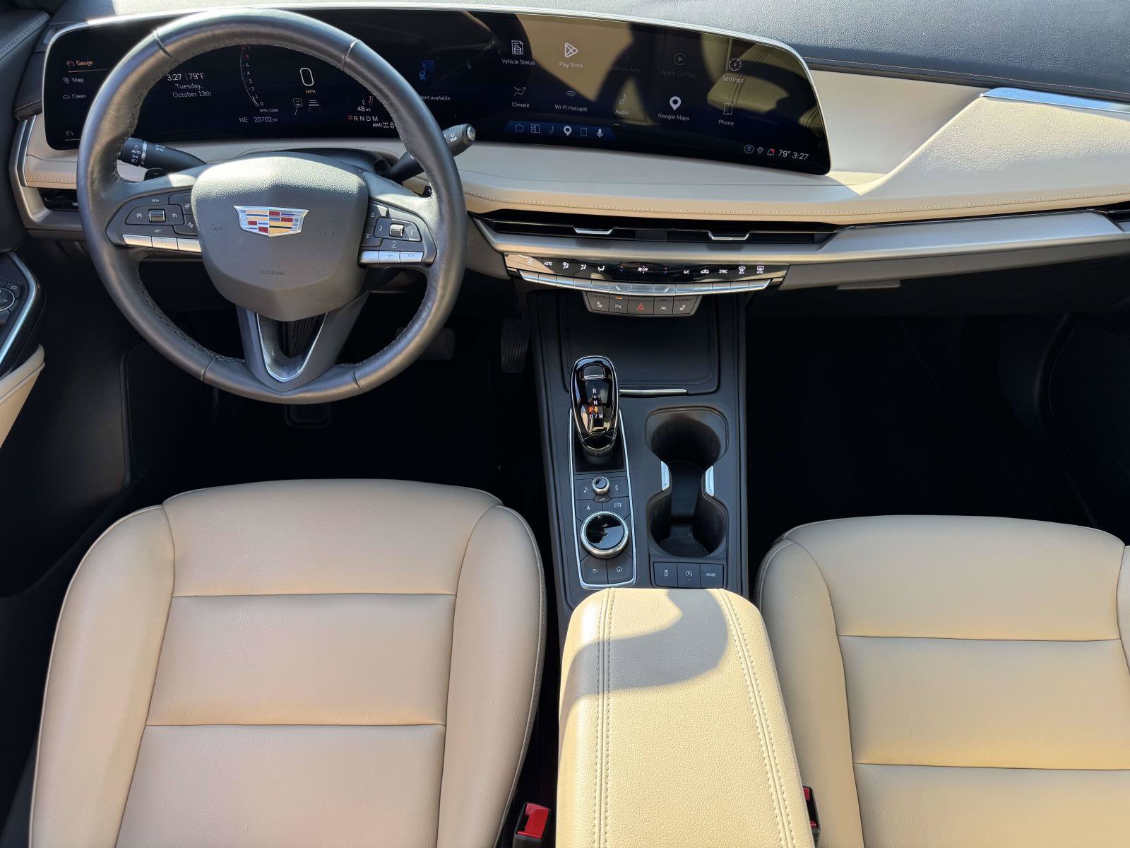 Used 2024 Cadillac XT4 Luxury w/ Cold Weather Package AWD/4WD image 12