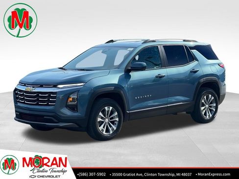 Certified 2025 Chevrolet Equinox LT w/ Convenience Package II FWD image 1