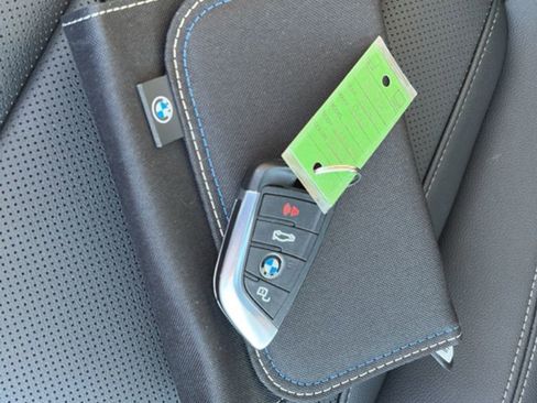 Used 2025 BMW i4 xDrive40i image 49