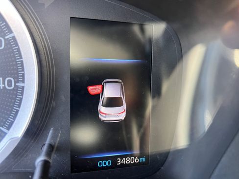 Used 2020 Toyota Corolla LE w/ Carpet Mat Package (TMS) FWD image 20