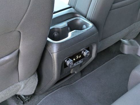 Certified 2025 GMC Acadia Elevation AWD/4WD image 27
