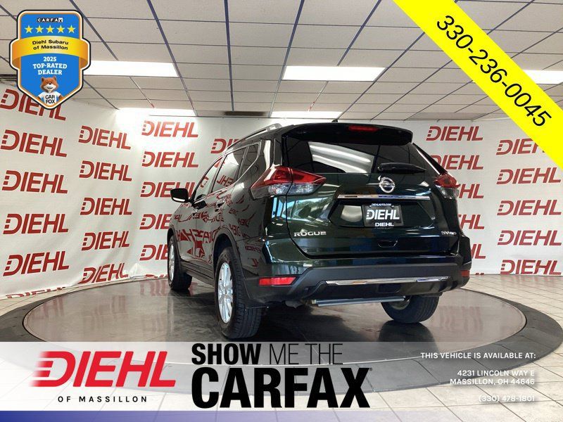 Used 2018 Nissan Rogue SV AWD/4WD image 5