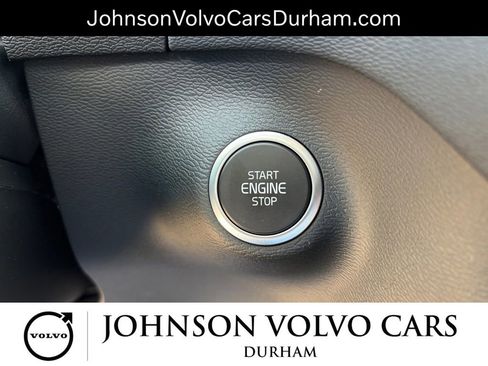 New 2025 Volvo XC40 B5 Plus w/ Protection Package Premier image 20