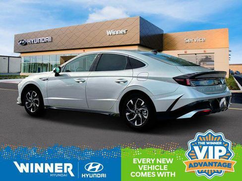 New 2025 Hyundai Sonata SEL image 5