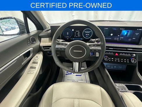 Certified 2025 Hyundai Sonata Limited image 13