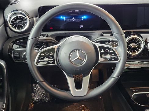 Used 2022 Mercedes-Benz A 220 4MATIC image 12