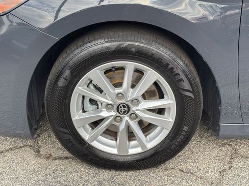 Used 2025 Toyota Camry LE image 30