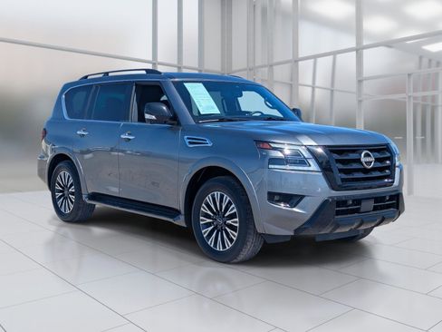 Certified 2023 Nissan Armada SL w/ Midnight Edition Package AWD/4WD image 7