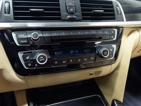 Used 2020 BMW 440i xDrive Convertible w/ Convenience Package AWD/4WD image 17