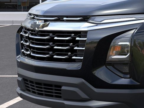 New 2026 Chevrolet Equinox LT FWD image 14