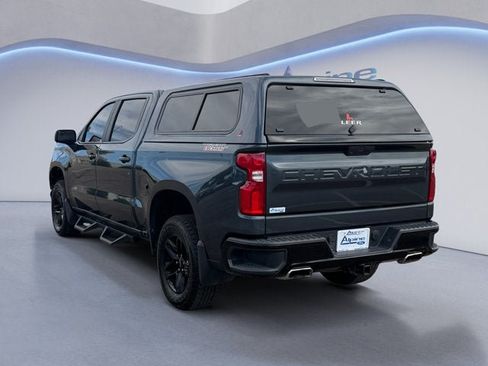 Used 2020 Chevrolet Silverado 1500 LT Trail Boss AWD/4WD image 3