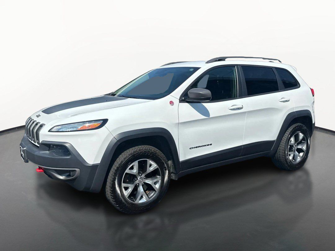 Used 2017 Jeep Cherokee Trailhawk AWD/4WD image 7