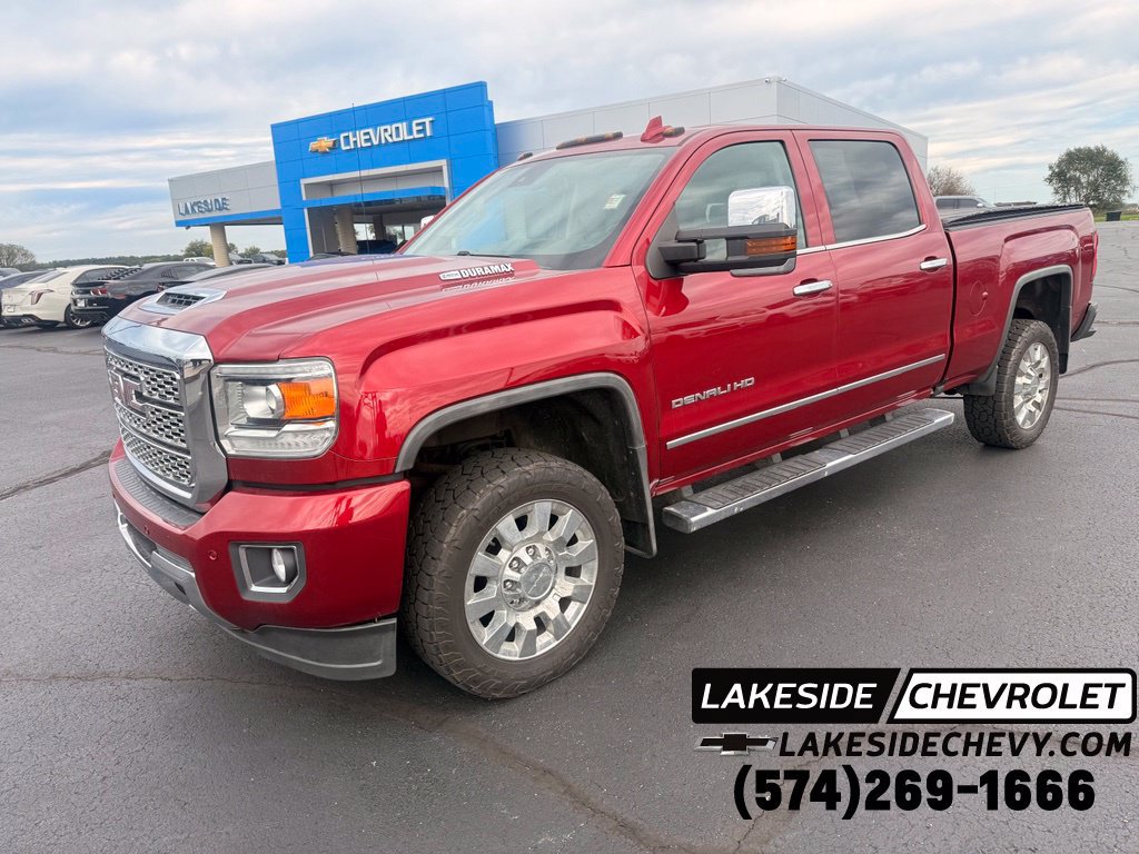 Used 2018 GMC Sierra 2500 Denali AWD/4WD image 1