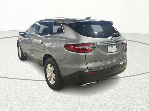 Used 2019 Buick Enclave Essence image 4