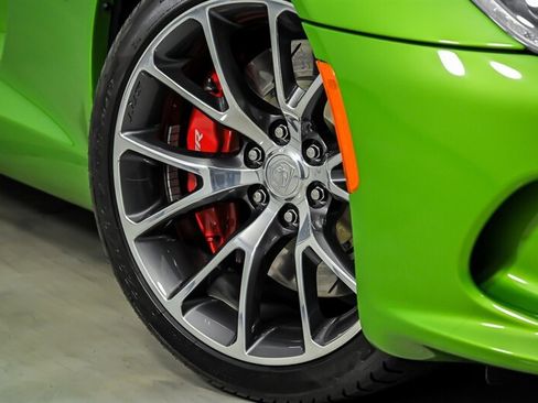 Used 2014 SRT Viper GTS RWD image 4