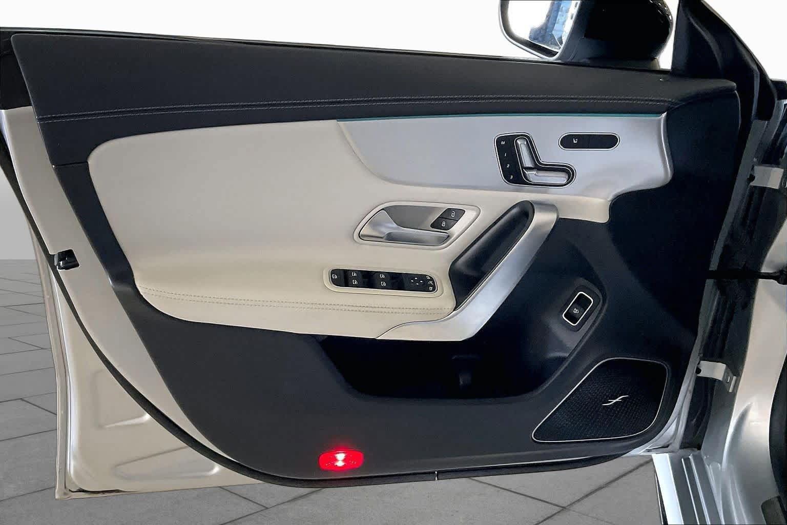 Used 2021 Mercedes-Benz CLA 35 AMG 4MATIC image 20