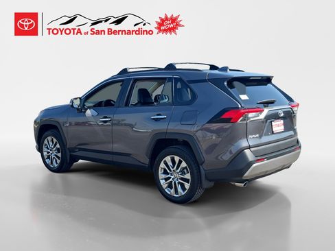 Certified 2022 Toyota RAV4 Limited image 3