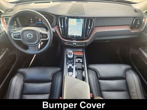 Certified 2023 Volvo XC60 B6 Ultimate w/ Protection Package Premier image 13