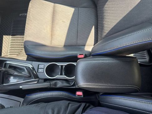Used 2019 Toyota Corolla SE w/ SE Premium Package FWD image 24