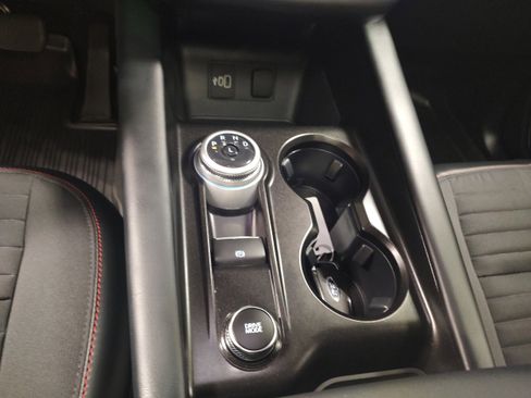 Used 2026 Ford Explorer ST-Line w/ ST-Line Street Pack AWD/4WD image 8