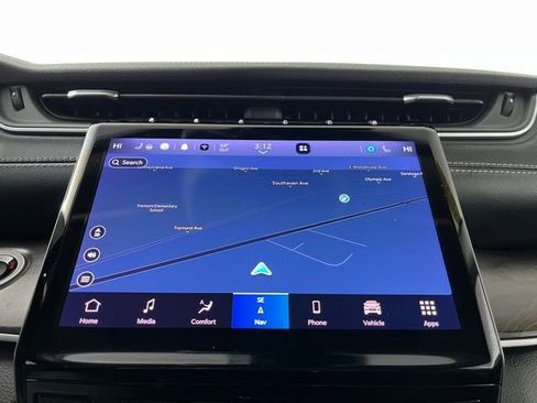 Used 2023 Jeep Grand Cherokee Limited w/ Luxury Tech Group II image 34