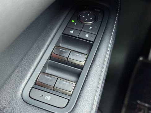 Used 2024 Lexus RX 350 F Sport image 23