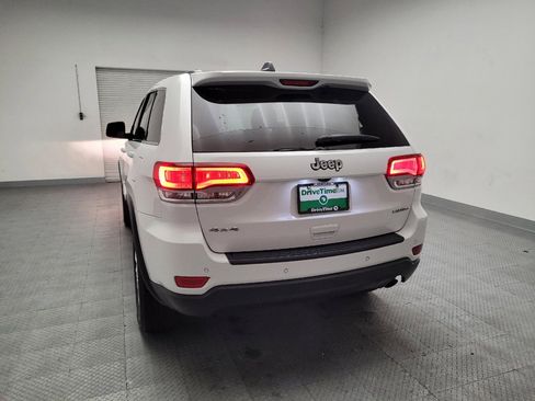Used 2022 Jeep Grand Cherokee Laredo X AWD/4WD image 6