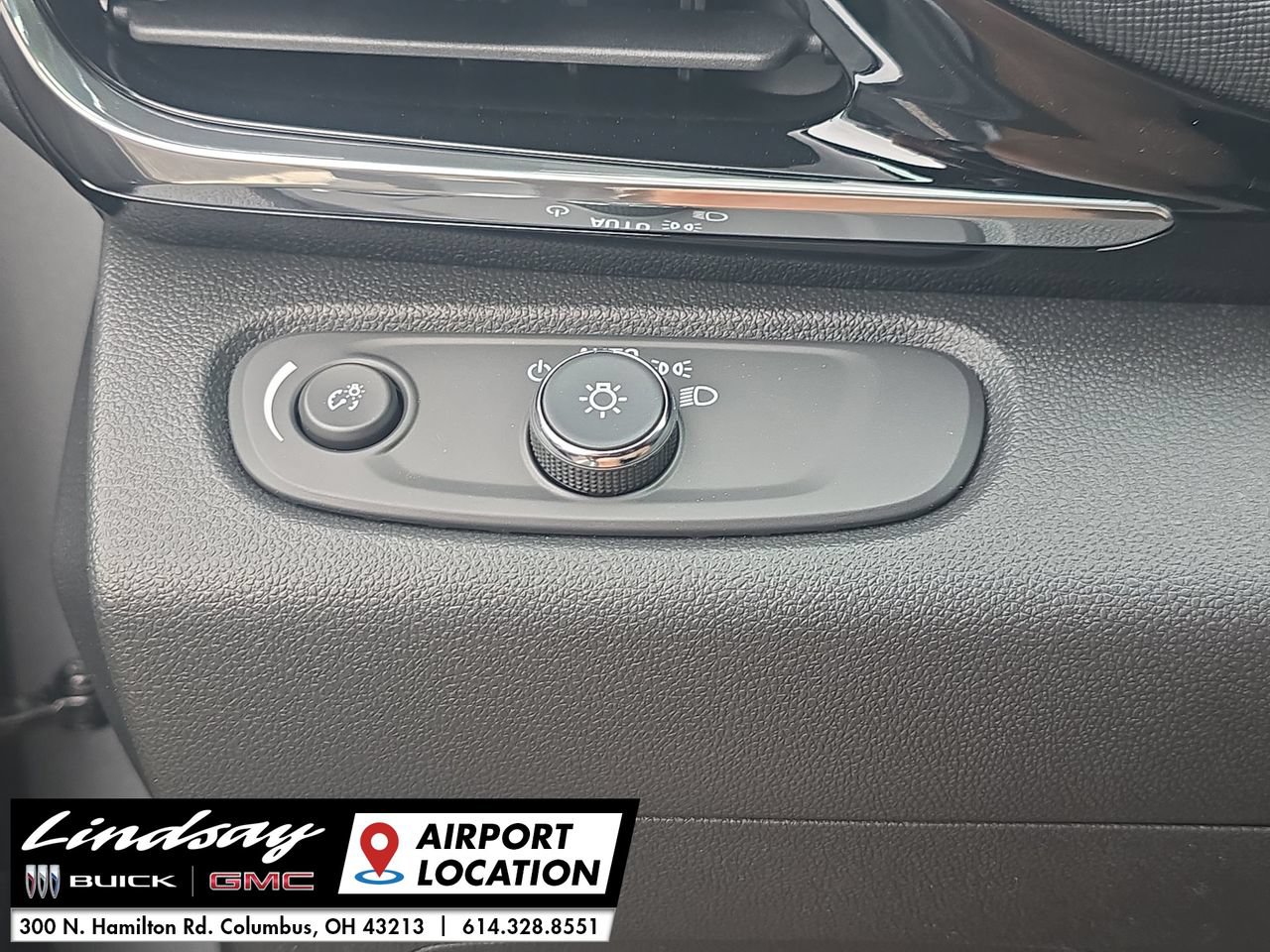 New 2026 Buick Envista Sport Touring w/ Convenience I Package FWD image 18