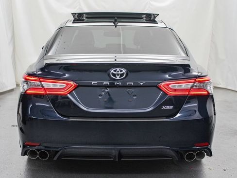 Used 2020 Toyota Camry XSE FWD image 10