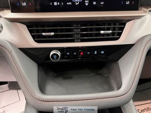 New 2026 Ford Explorer Active AWD/4WD image 41