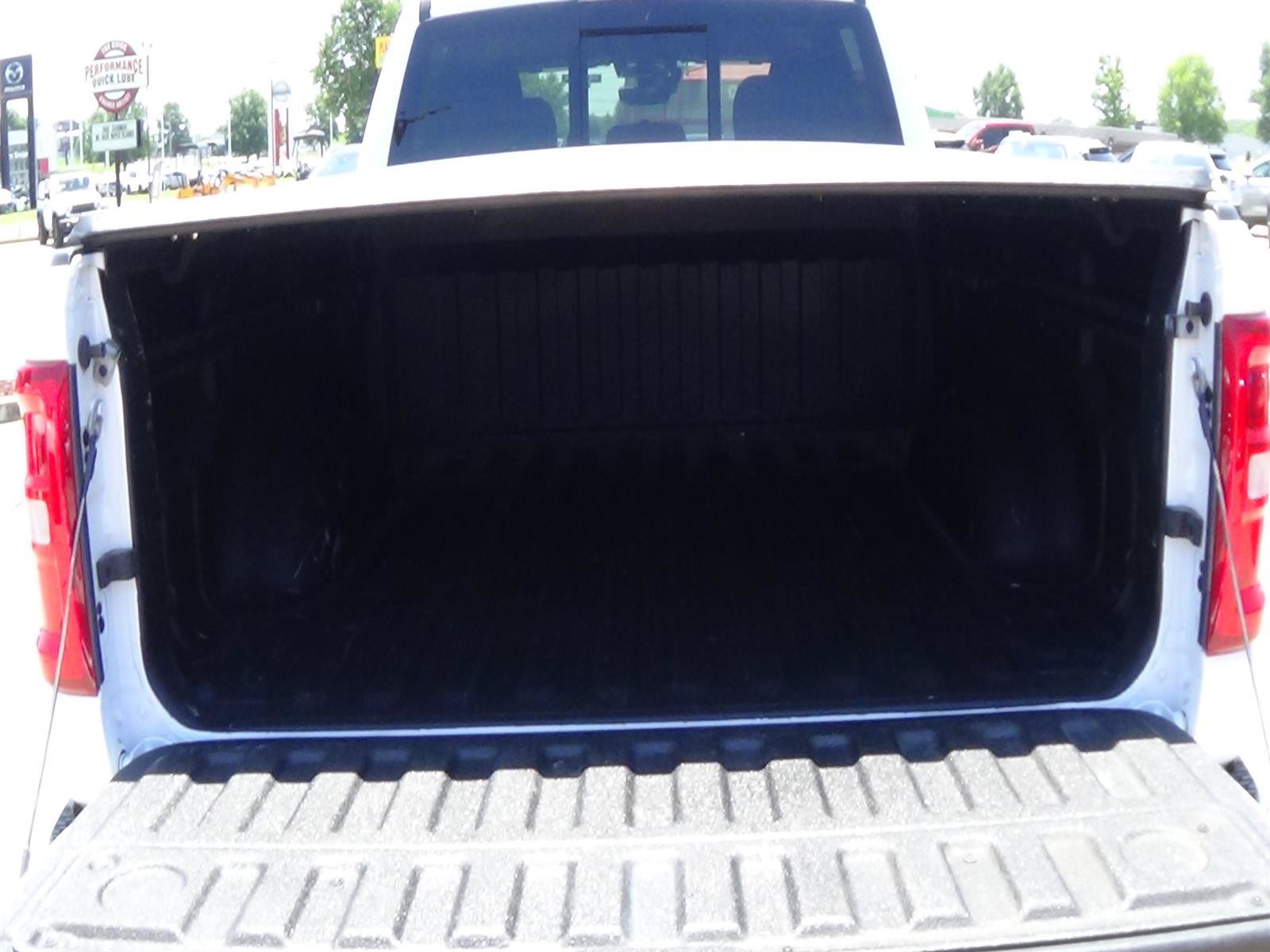 Used 2025 RAM 1500 Big Horn AWD/4WD image 11
