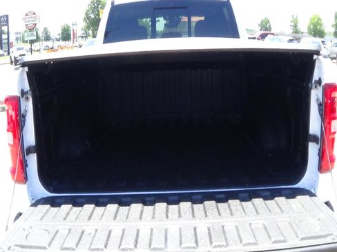 Certified 2025 RAM 1500 Big Horn AWD/4WD image 11