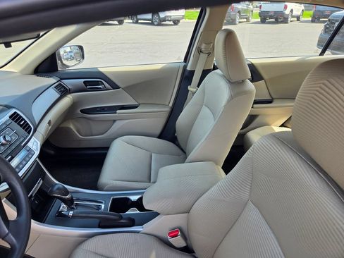 Used 2014 Honda Accord LX image 5