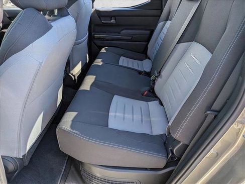 Used 2025 Toyota Tacoma TRD Sport image 18