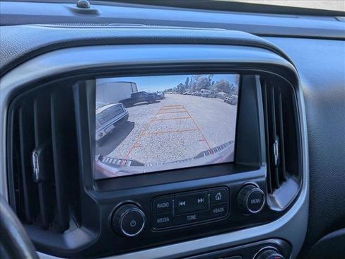 Used 2016 Chevrolet Colorado LT w/ Luxury Package, Chrome AWD/4WD image 19