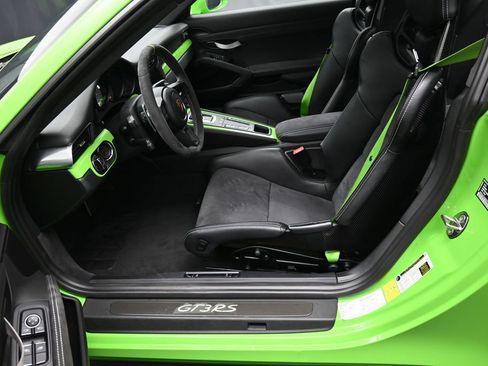 Used 2019 Porsche 911 GT3 RS w/ Light Design Package RWD image 8