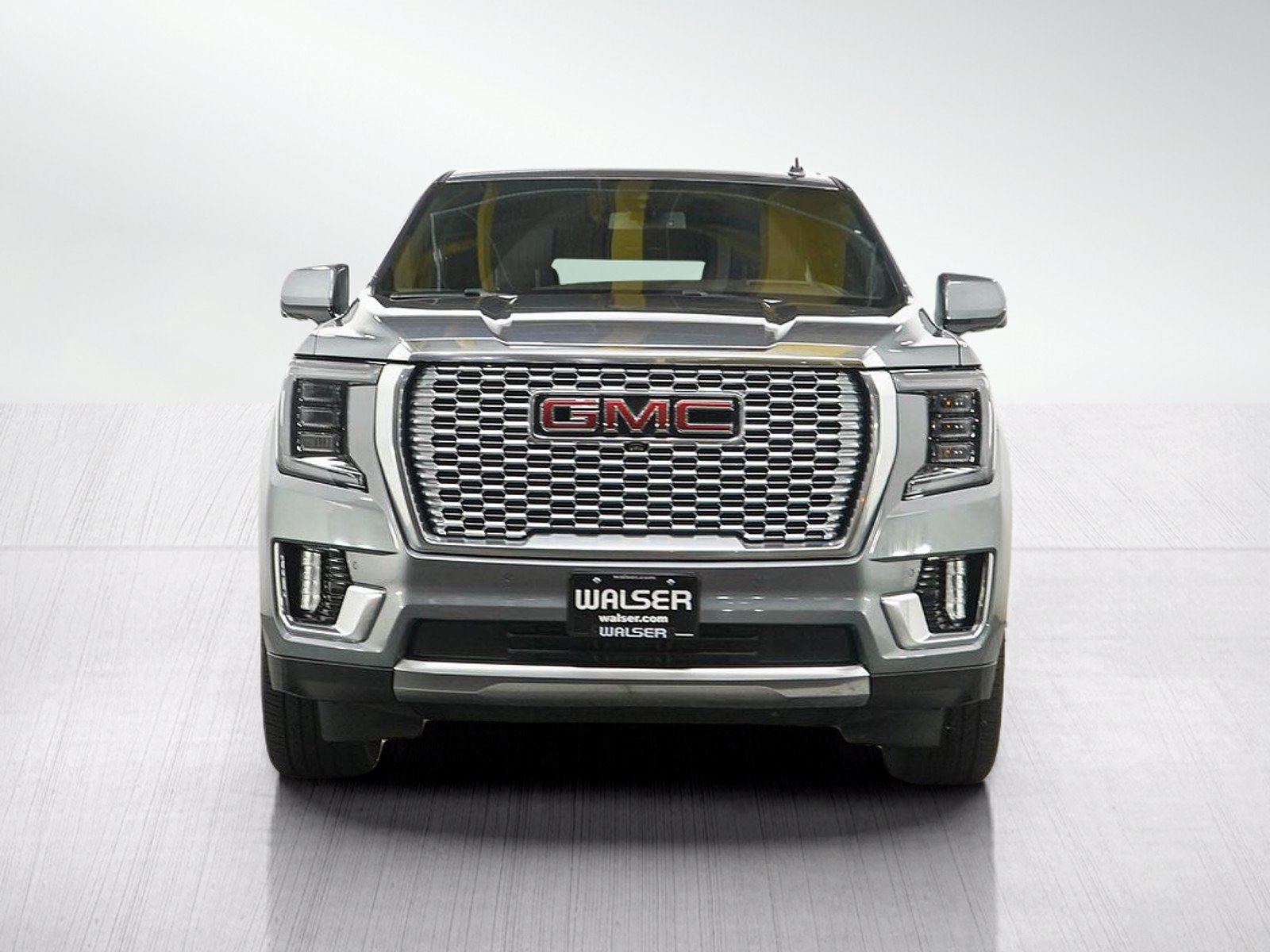 Used 2022 GMC Yukon XL Denali AWD/4WD image 8