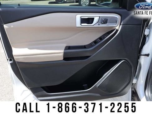 Used 2020 Ford Explorer Limited w/ Class III Trailer Tow Package RWD image 13