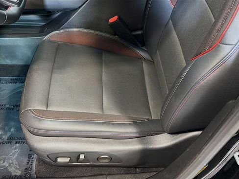 Used 2024 Chevrolet Equinox EV RS FWD image 19